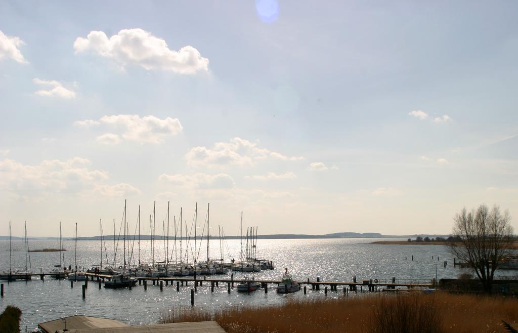 Ferienhaus Suedblick Am Yachthafen Breege Exterior foto